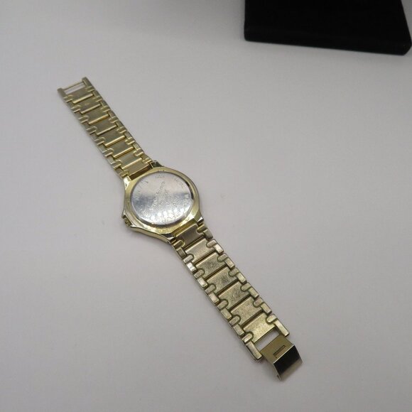 Sergio Valente Vintage Ladies Watch Silver and Gold Tone - Picture 7 of 10